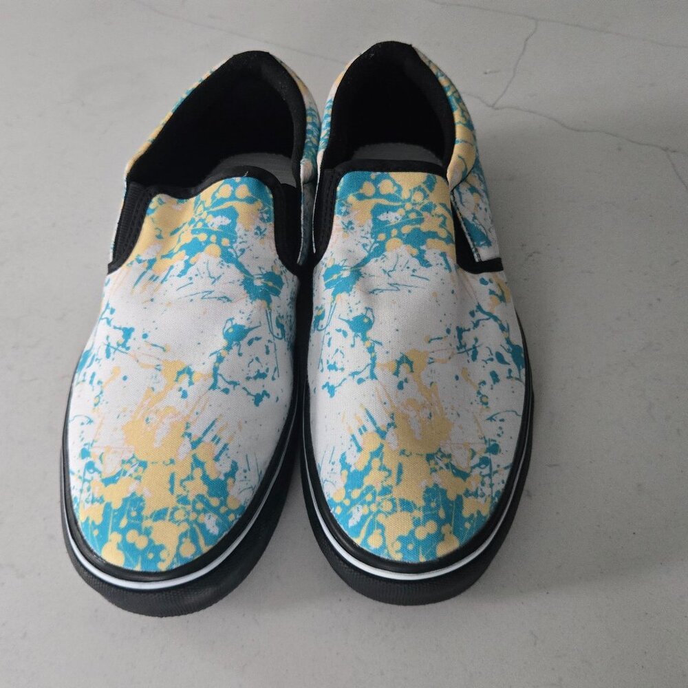 Mens RAAD Slip Ons size 11.5 Never Worn, no box